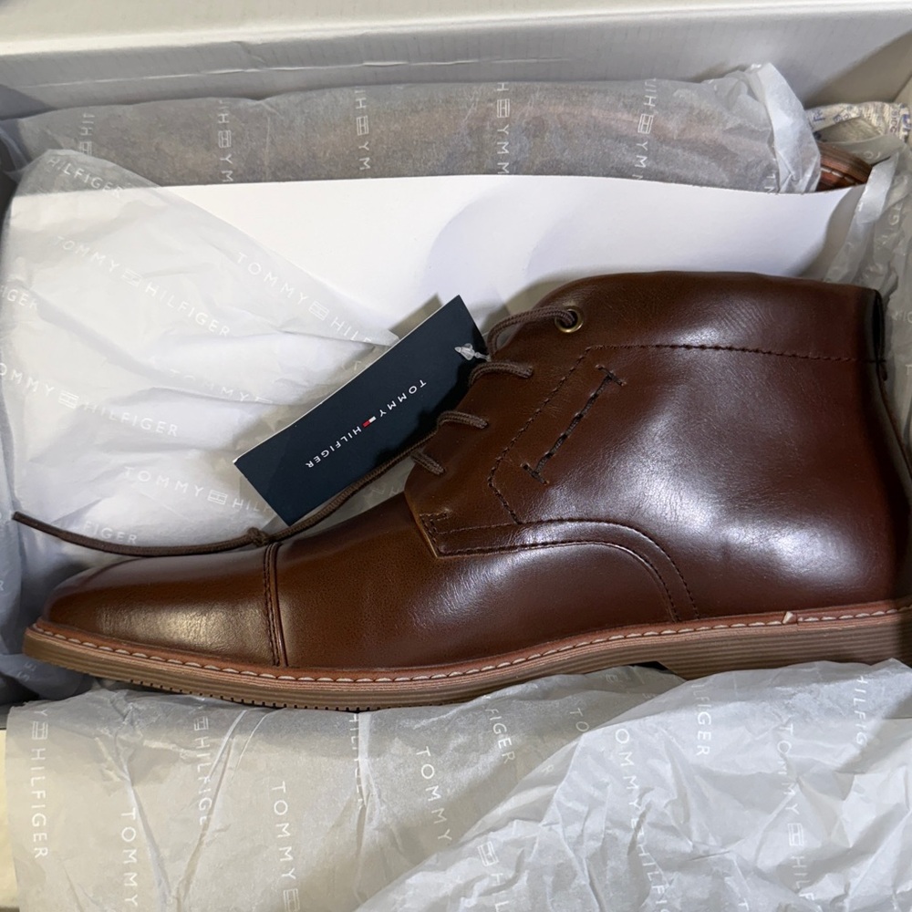 Tommy Hilfiger Men's Rawstin Cap Toe Chukka Boots - Size 10M - Picture 7 of 11